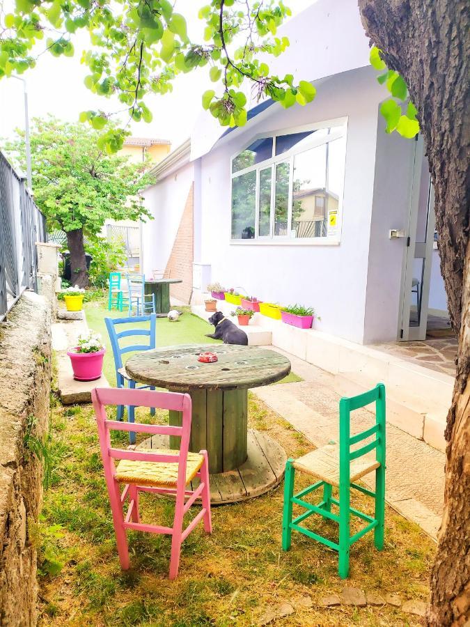 Basilicata Al Volo Hostel บรินดิซิดิมอนตาญา ภายนอก รูปภาพ