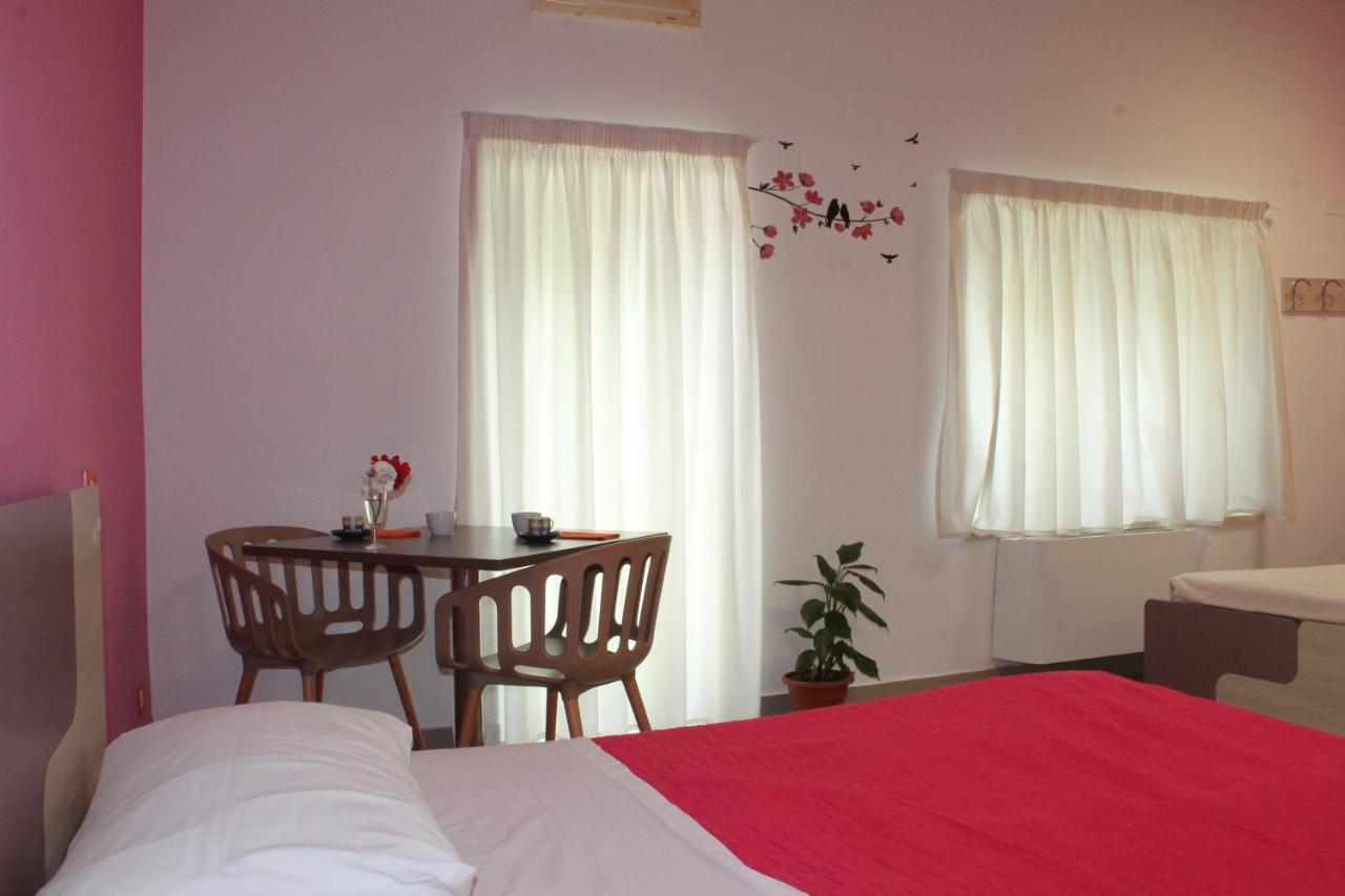 Basilicata Al Volo Hostel บรินดิซิดิมอนตาญา ภายนอก รูปภาพ