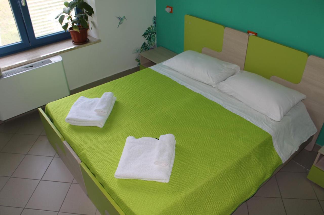 Basilicata Al Volo Hostel บรินดิซิดิมอนตาญา ภายนอก รูปภาพ