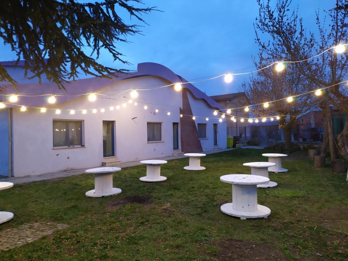 Basilicata Al Volo Hostel บรินดิซิดิมอนตาญา ภายนอก รูปภาพ