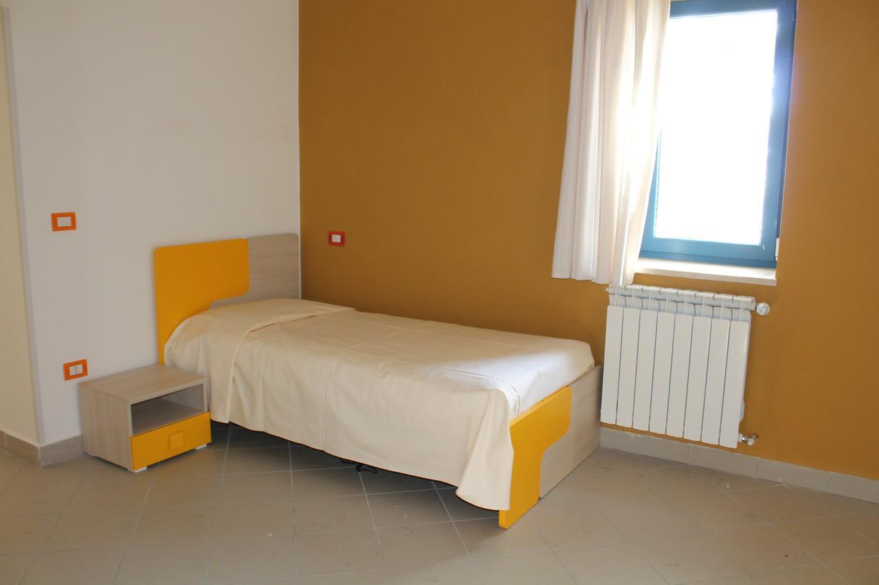 Basilicata Al Volo Hostel บรินดิซิดิมอนตาญา ภายนอก รูปภาพ