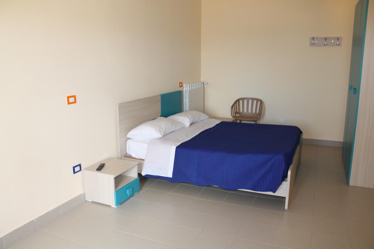 Basilicata Al Volo Hostel บรินดิซิดิมอนตาญา ภายนอก รูปภาพ